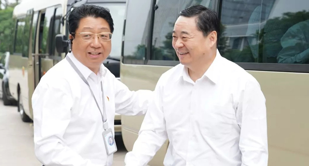 國務院國資委黨委書記、主任郝鵬蒞臨物產(chǎn)中大旗下浙江中大元通特種電纜有限公司檢查指導